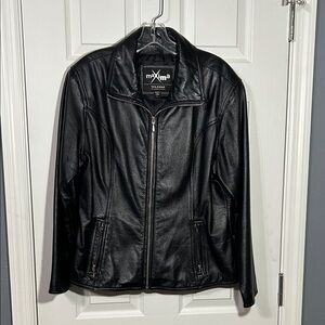 Wilson’s Vintage Leather Maxima Black Leather Coat
